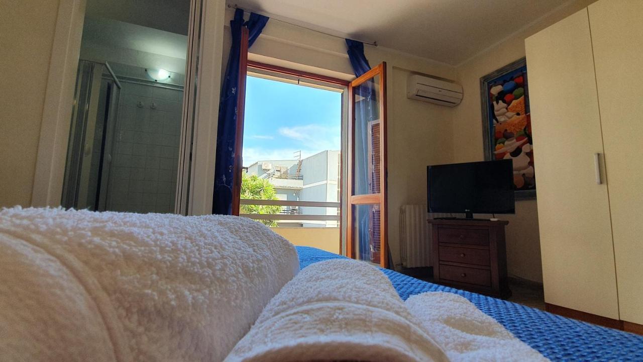 Em Holiday Apartment Quartu Sant'Elena Luaran gambar